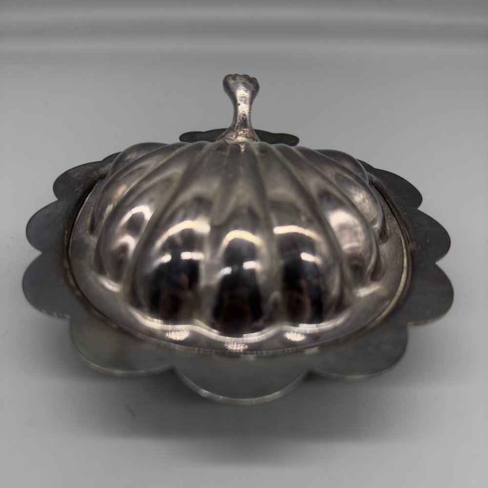 Silver Shell Trinket Dish - Picture 3 of 8